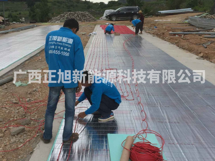 云南文山養(yǎng)豬場地暖